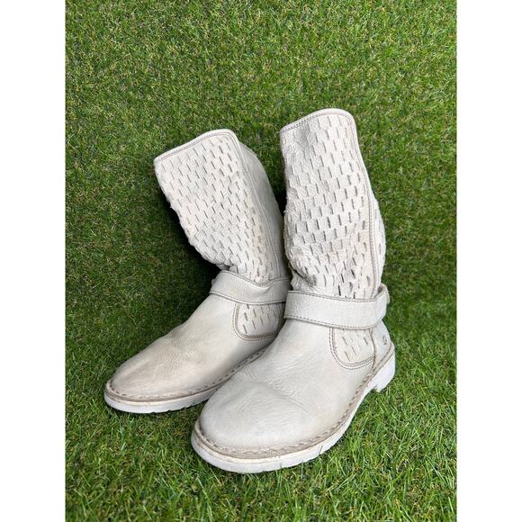 Ugg Shani‎ Perforated Leather Mid-Calf Slip On Boots 5.5 - Picture 2 of 13